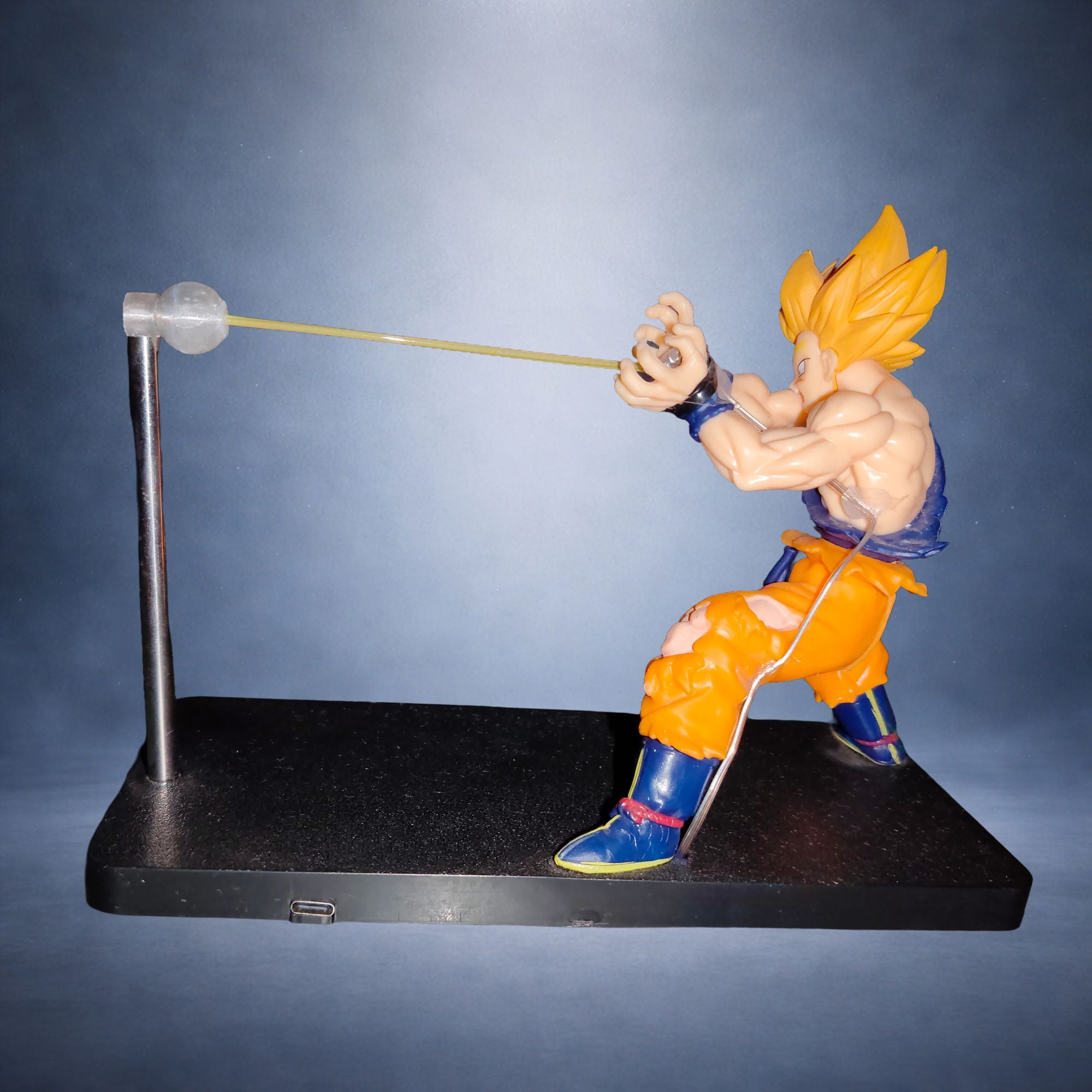 Goku Kamehameha Figure