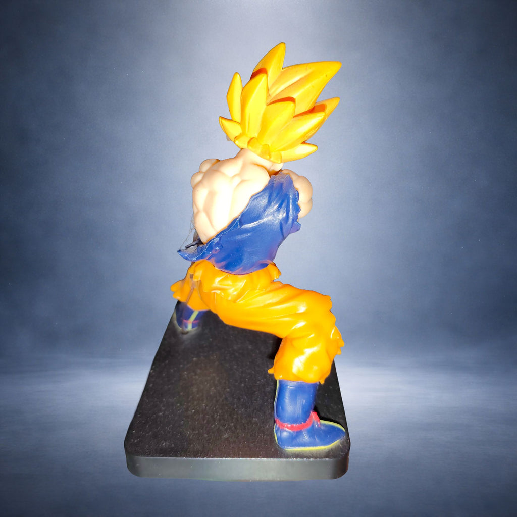 Goku Kamehameha Figure
